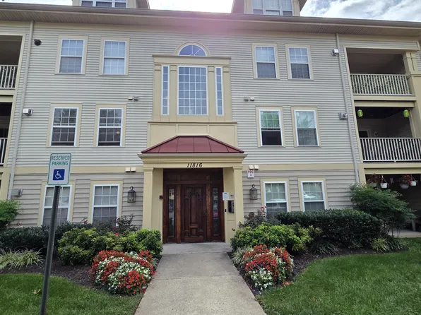 11816 Eton Manor Dr, Germantown, MD