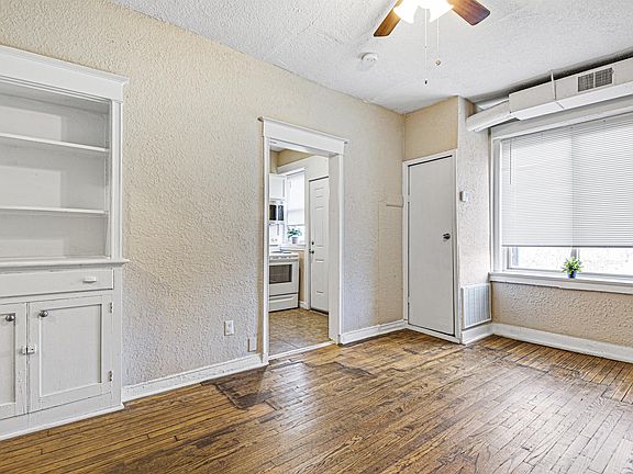 5th image of 1114 E Armour Blvd #3E