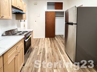 22-60 27th St #1A, Astoria, NY 11105