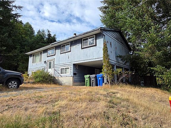 2nd image of 614 7th St