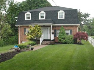 425 Raspberry Dr, Monroeville, PA 15146