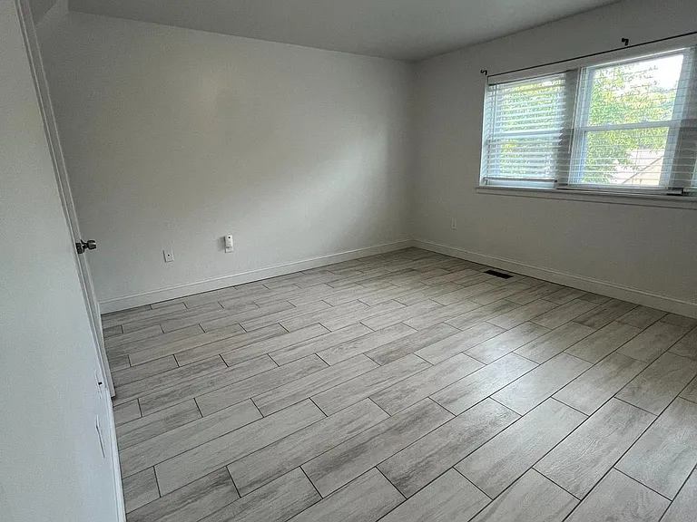 73 Hawthorne Ct NE #73 — Photo 9