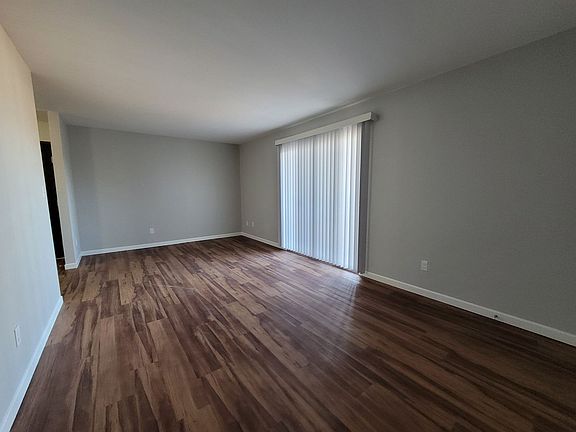 3rd image of 3215-3237 Pioneer Ave SE #323515