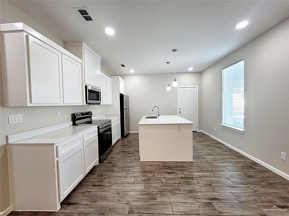 4th image of 1011 E Starr St #C