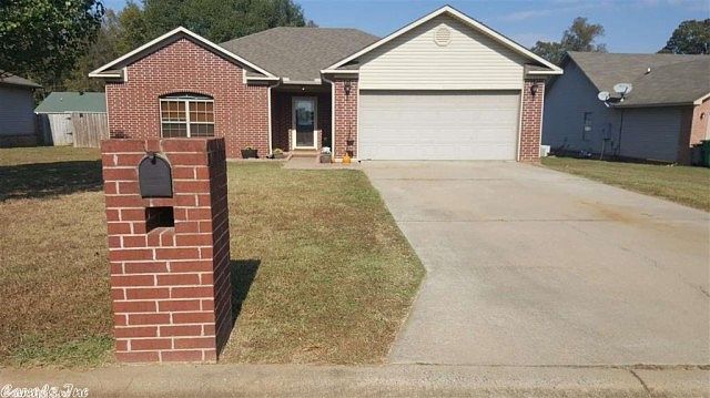 2nd image of 20 Stonewood Ct