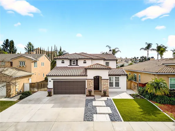29689 Masters Dr, Murrieta, CA 92563