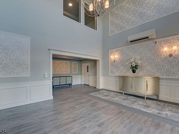 5th image of 7102 Warrens Way #7102