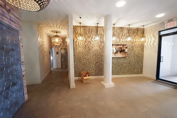 Rented by Manhattan Management LLC | media 94