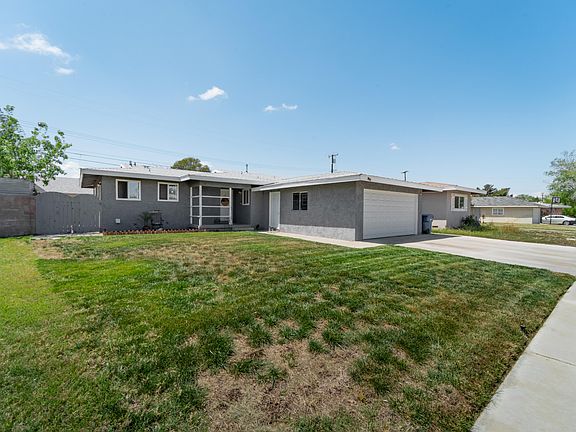 2nd image of 1320 W Avenue H10