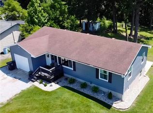 1108 S 3rd St, Effingham, IL 62401