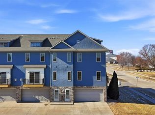 485 Glenmoor Pl, North Liberty, IA