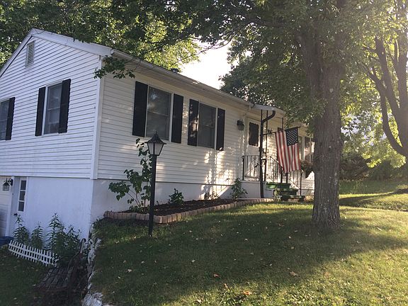 2nd image of 33 Aitken Ave