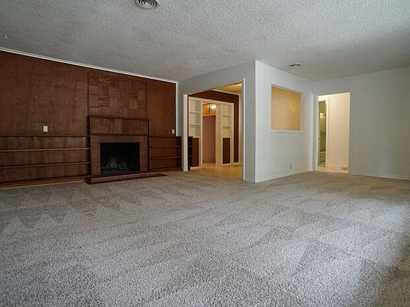 4th image of 5608 Cypress Ave