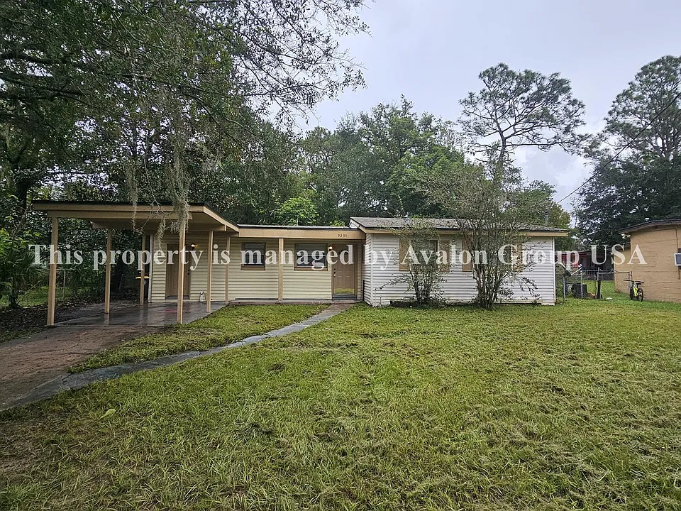 9235 Devonshire Blvd