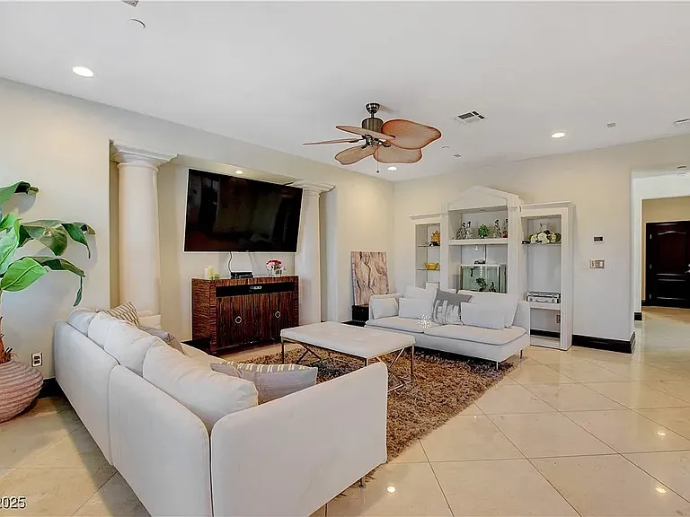 3541 Winter Wren St — Photo 7