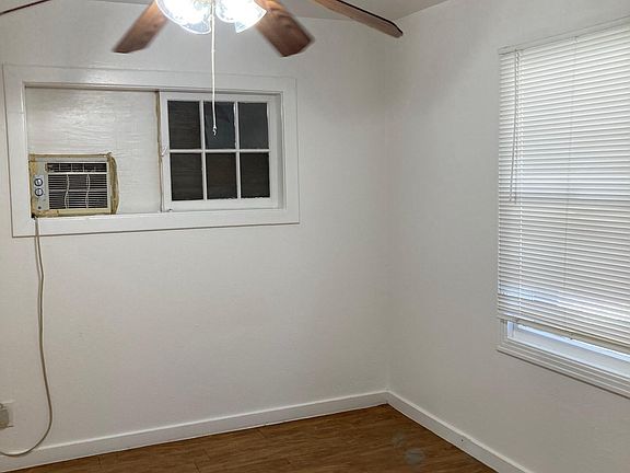 4th image of 408 E Monterey Ave