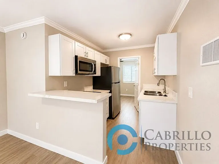 5048 Wightman St #1 — Photo 6