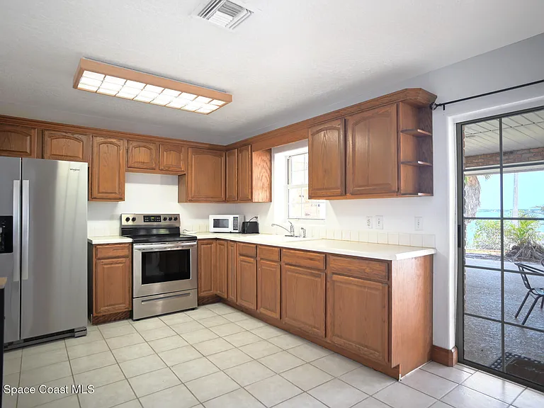 6285 N Highway 1 — Photo 48