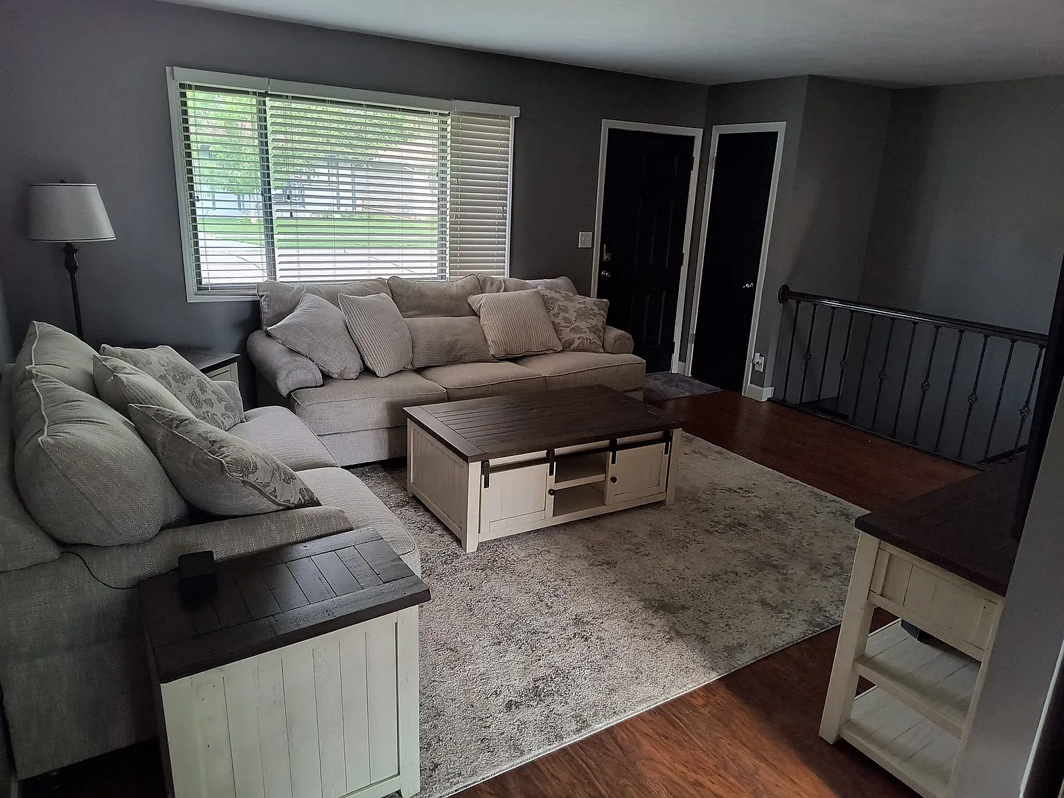 3501 N Miller Rd — Photo 2