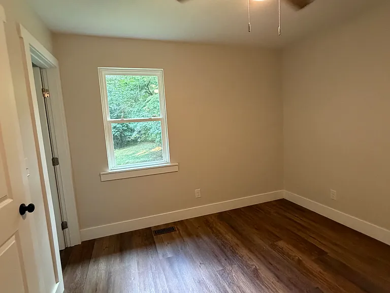 226 Pine Hill Rd — Photo 16