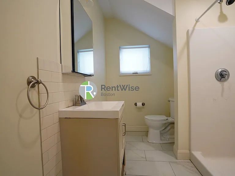 377 Harvard St #2 — Photo 9