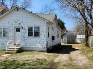 607 6th St NW, Austin, MN 55912