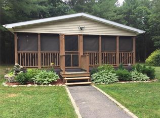 6 Sandra Cir, Coventry, RI 02816