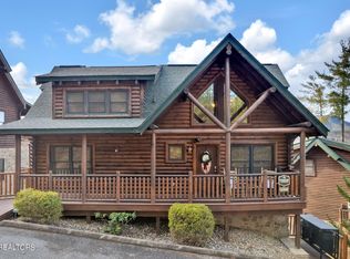 2208 Quiet Valley Way, Sevierville, TN 37862