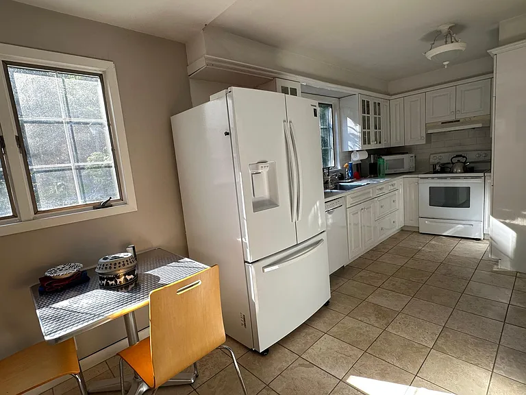 124 W Shore Dr — Photo 21