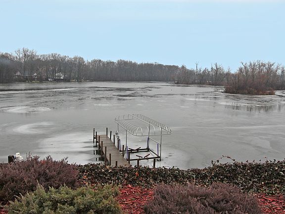 3rd image of 28921 Westwynd Dr
