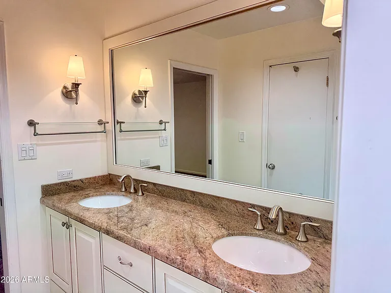 5147 N 76th Pl — Photo 23