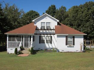 10 White Ln, Whiteville, TN 38075