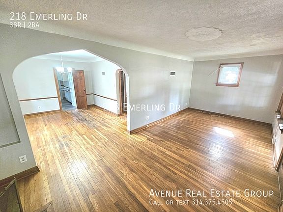 3rd image of 218 Emerling Dr