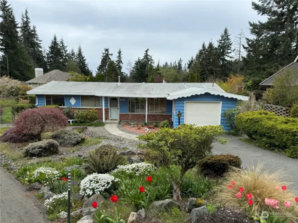 9704 236th Place SW, Edmonds, WA 98020