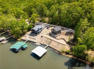 364 Relaxation Point, Camdenton, MO 65020