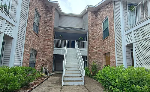 8500 Bluebonnet Blvd #24 Photo 1