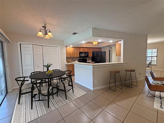 5th image of 13311 HOLLOWBEND LANE