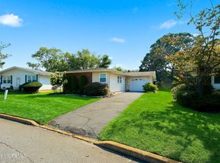56 Tony Court, Brick, NJ 08724