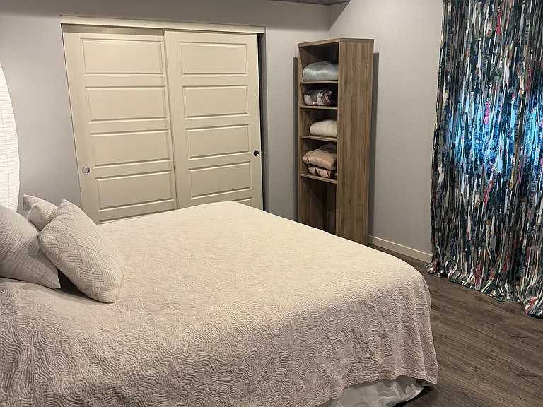 Watermark Ln — Photo 1