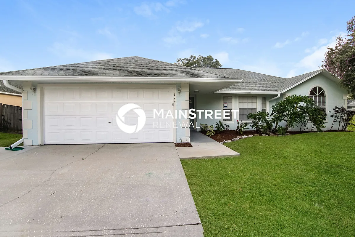 Front View - 874 Altona St NW
