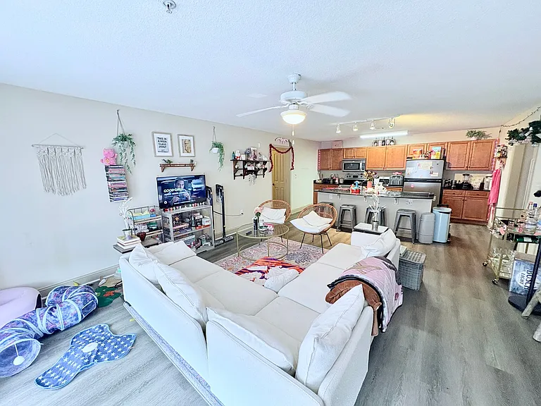 1621 Muscovy Way — Photo 7