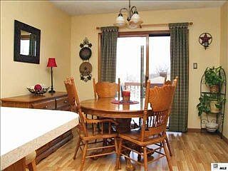 4th image of 2236 SE Stinson Dr