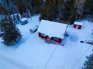 554 Stokes Bay Rd, Northern Bruce Peninsula, ON N0H 2M0