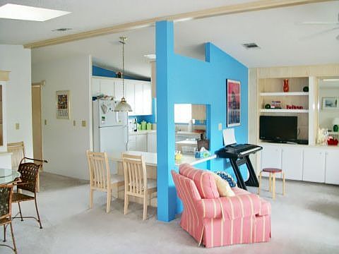 2nd image of 2215 Del Mar Dr