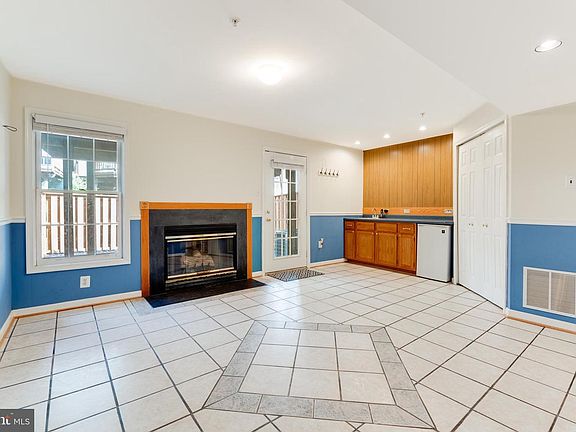 5th image of 8610 Hartwood Pl