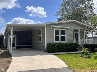 114 Forest Dr #321, Leesburg, FL 34788