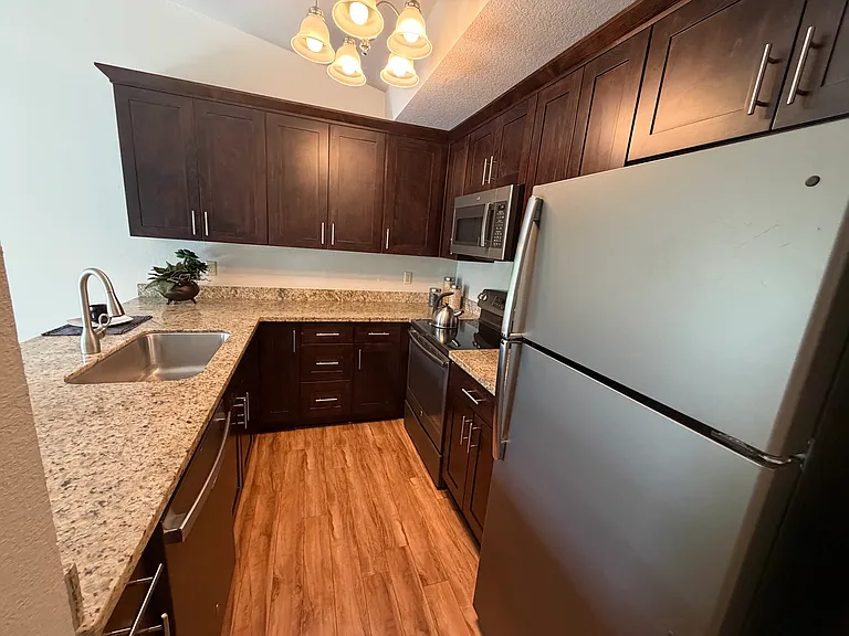 280 NW Holly St #6 — Photo 92