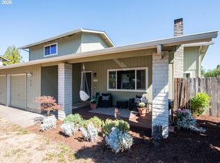439 64th St, Springfield, OR 97478
