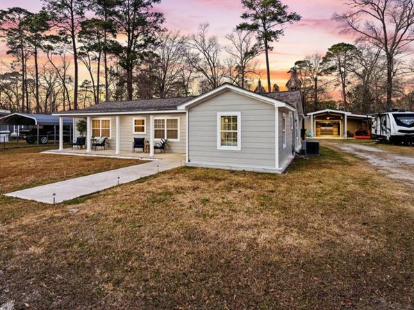 26083 Long St, Splendora, TX 77372