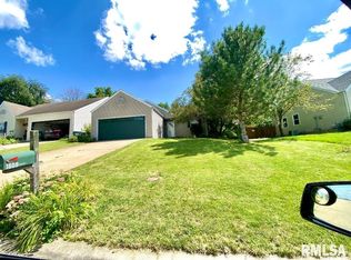 1608 Brenda Ct, Springfield, IL 62702